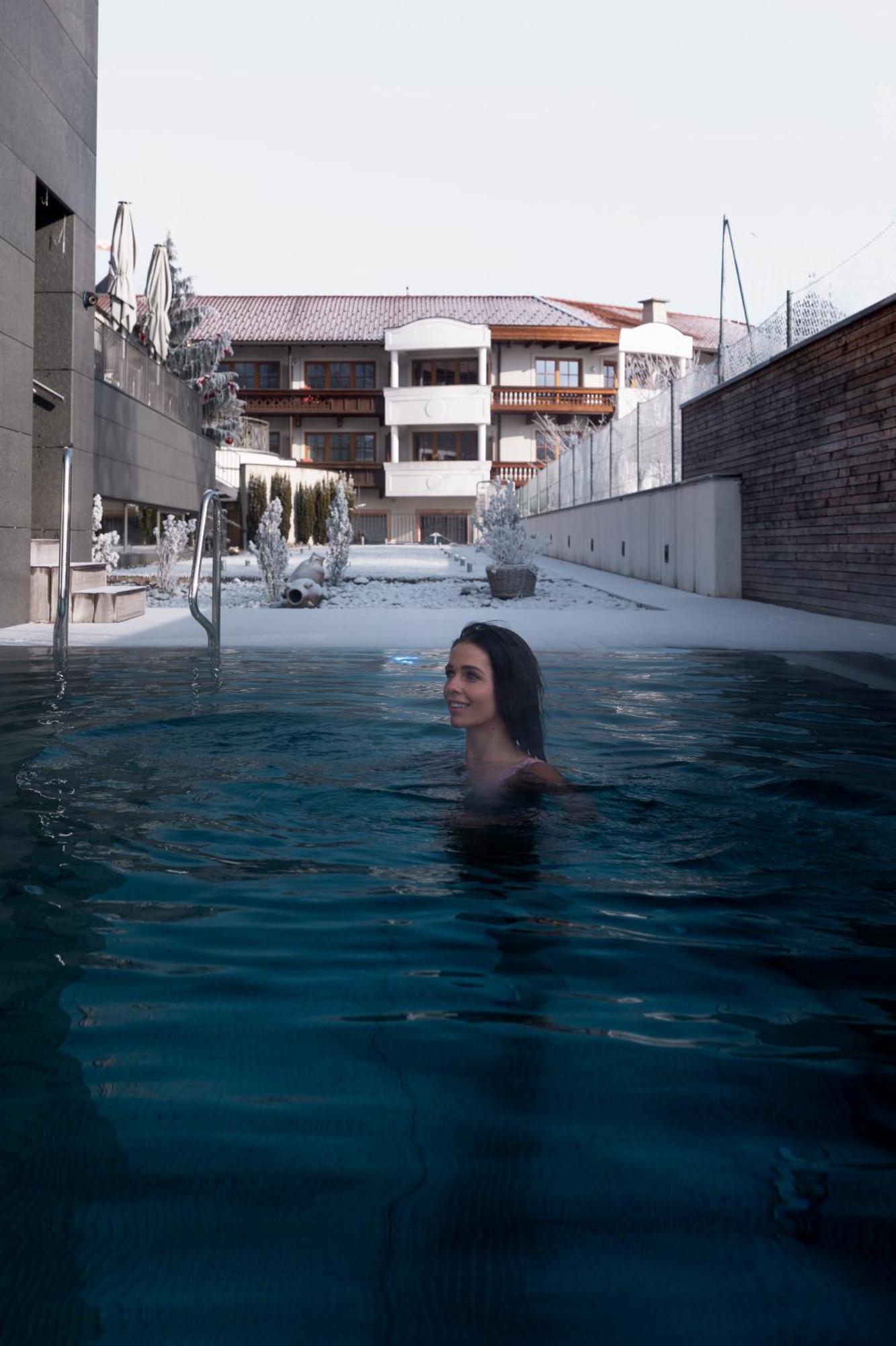 All In Resort Schwarzbrunn 스탠스 외부 사진